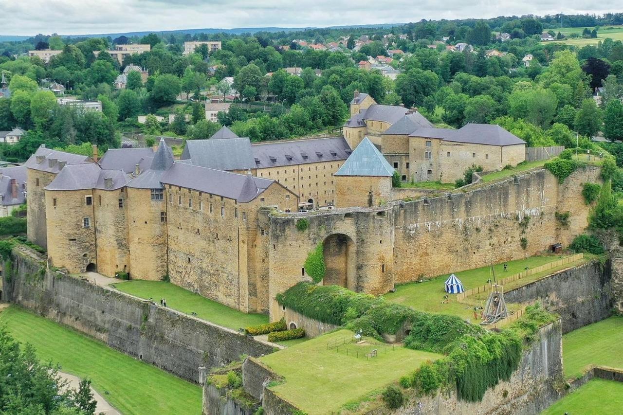 La Chambre D'Angele Sedan Exterior foto